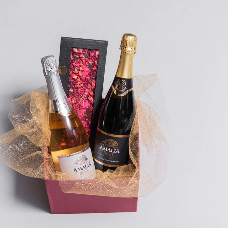 BUBBLES AND CHOCOLATE GIFT